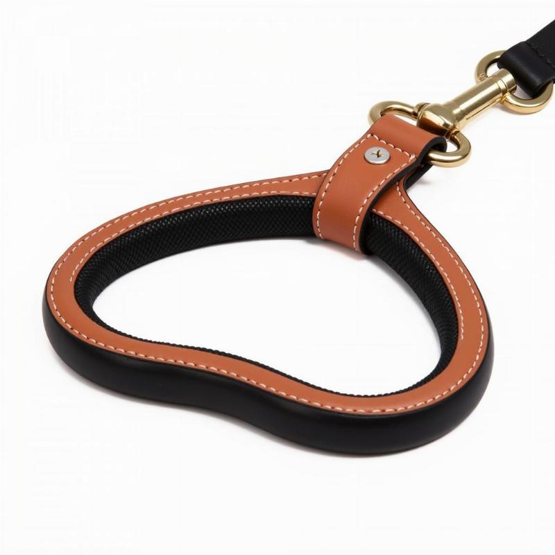 Comfortable Leather Dog Leash Handle